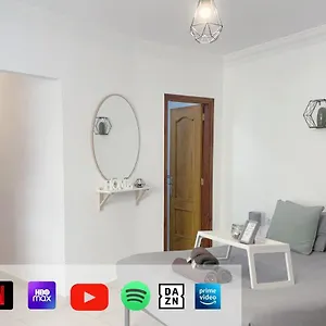 https://the-cozy-studio-los-cristianos.tenerifehoteles.net
