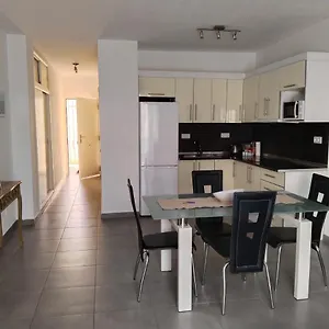 https://costa-adeje-1-bedroom-apartment.in-canary-islands.com